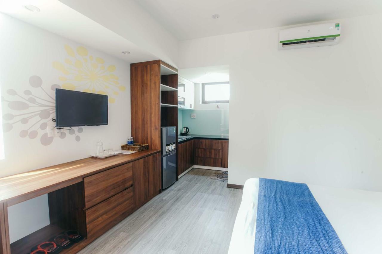 Royal Lion Hotel & Apartment Da Nang Exterior photo