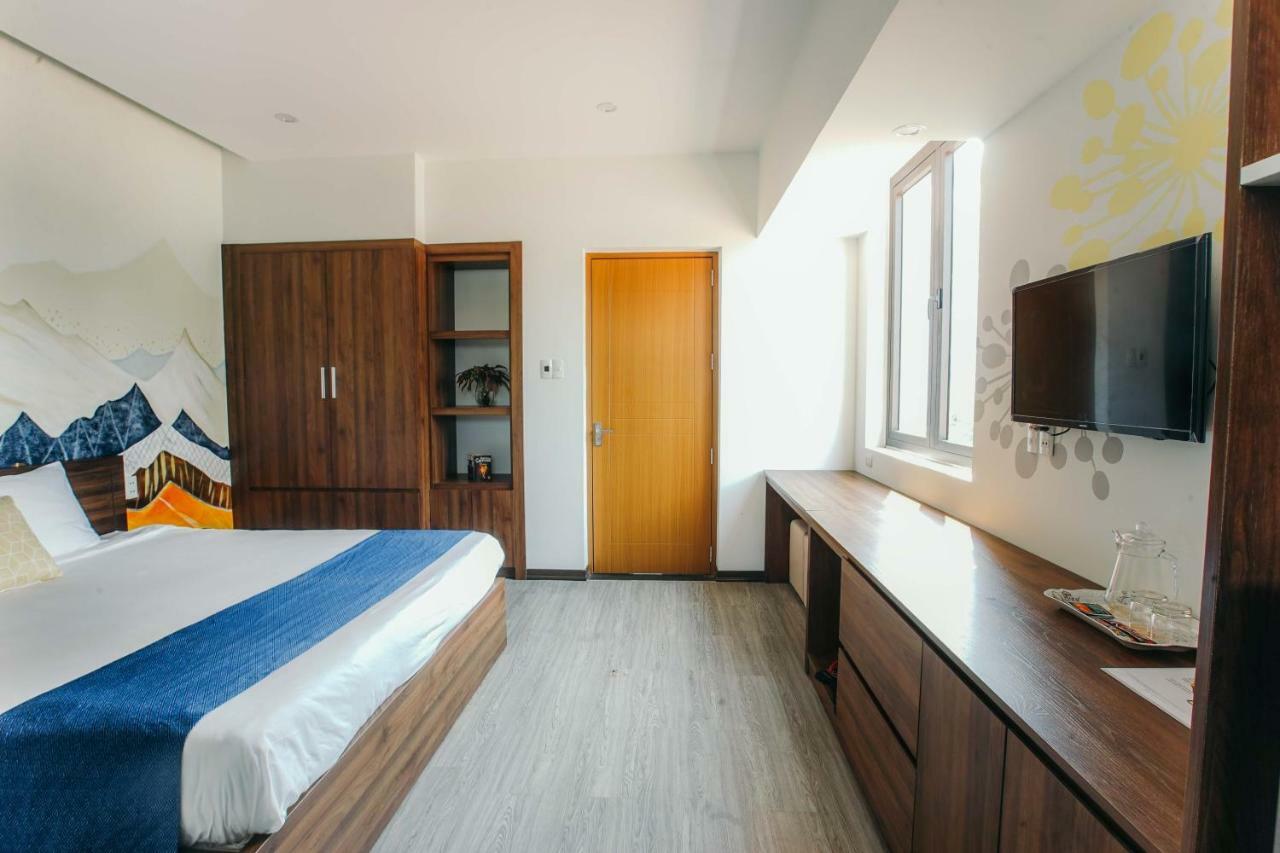 Royal Lion Hotel & Apartment Da Nang Exterior photo